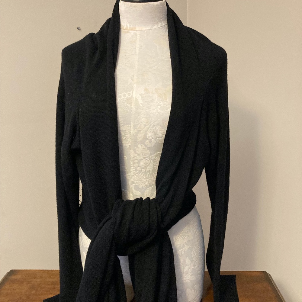 Victor black sweater, size L, with a tie front.